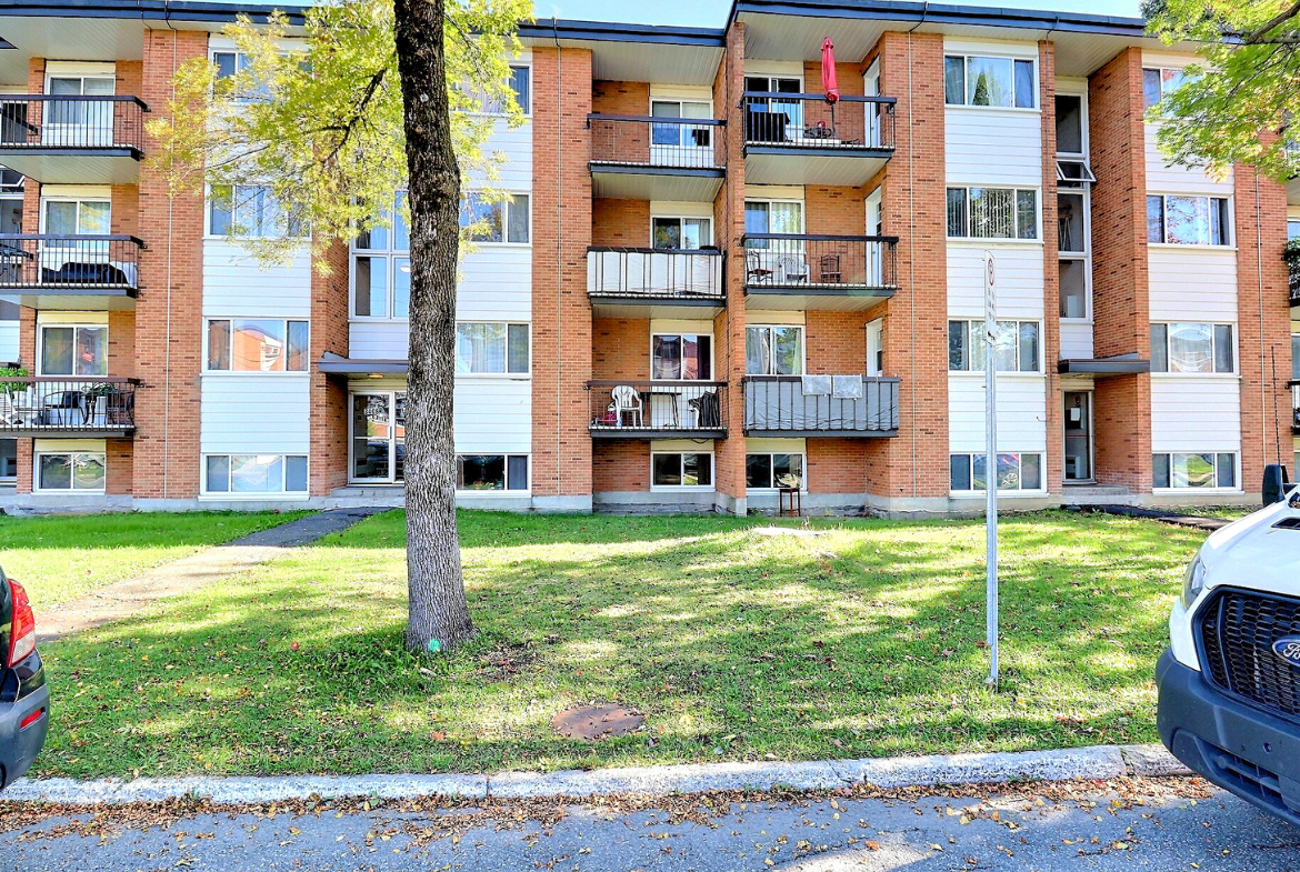 Appartement à louer à Ste-Foy, Québec, situé au 3406 Carré Roland-Couillard