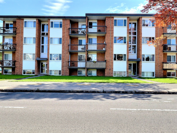 Appartement à louer à Ste-Foy, Québec, situé au 3413 Ch. Quatre-Bourgeois