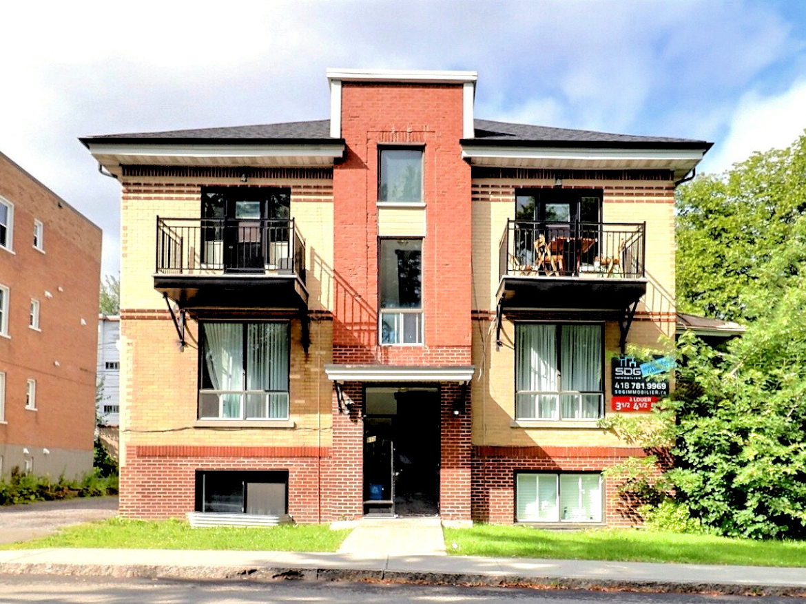Appartement à louer à Saint-Sacrement, Québec, situé au 910 Avenue Belvédère
